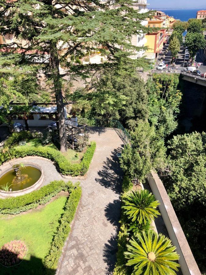 Relais La Rupe Hotel Sorrento Kültér fotó