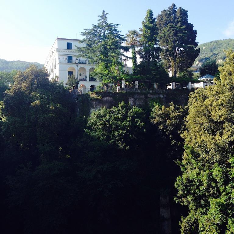 Relais La Rupe Hotel Sorrento Kültér fotó